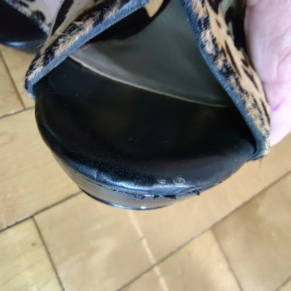 Guess Women's Cow Fur Leather Leopard Print Peep Toe Platform Heels